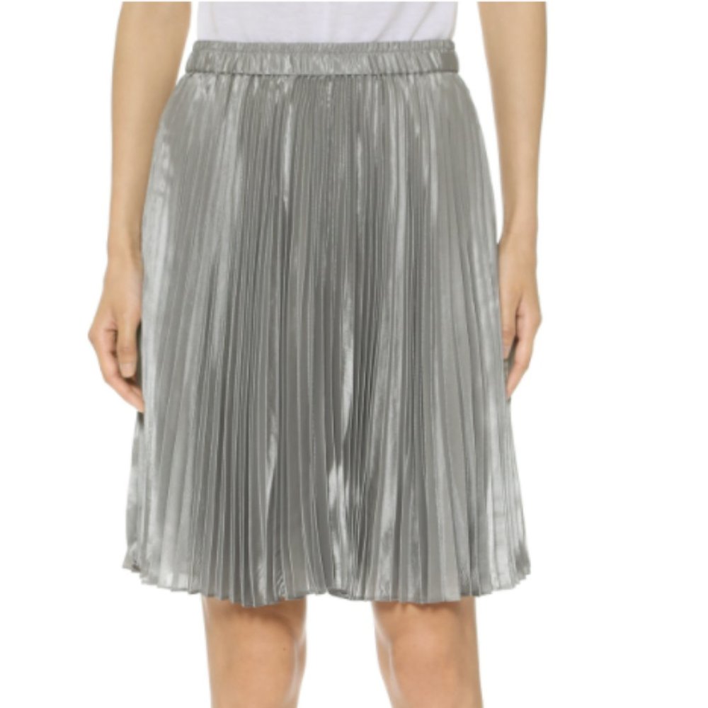 CLUB MONACO Lacosta Pleated skirt in silver grey Size Small